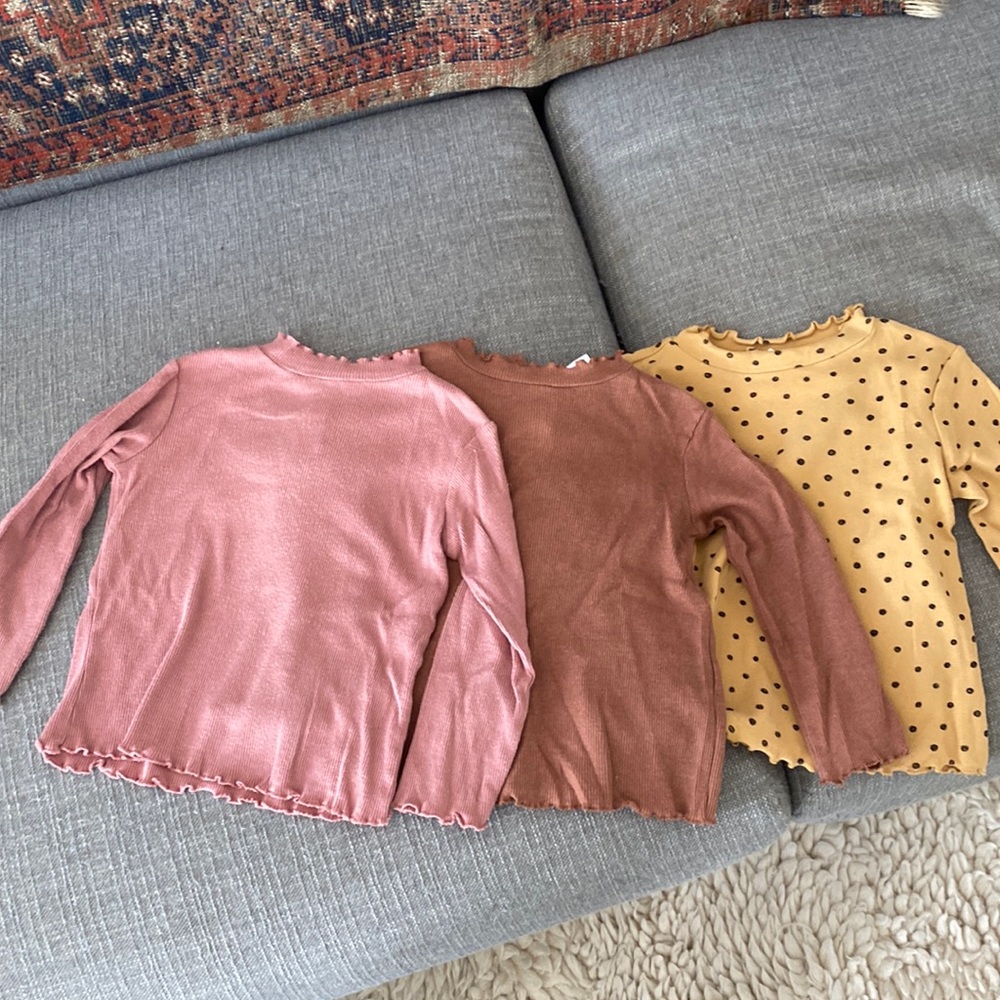 - 3 pack ruffle hem long sleeve Zara baby tee